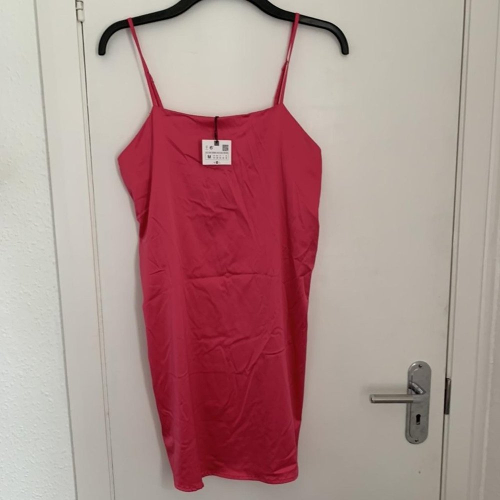 Satin pink Zara dress size M - Picture 1 of 3